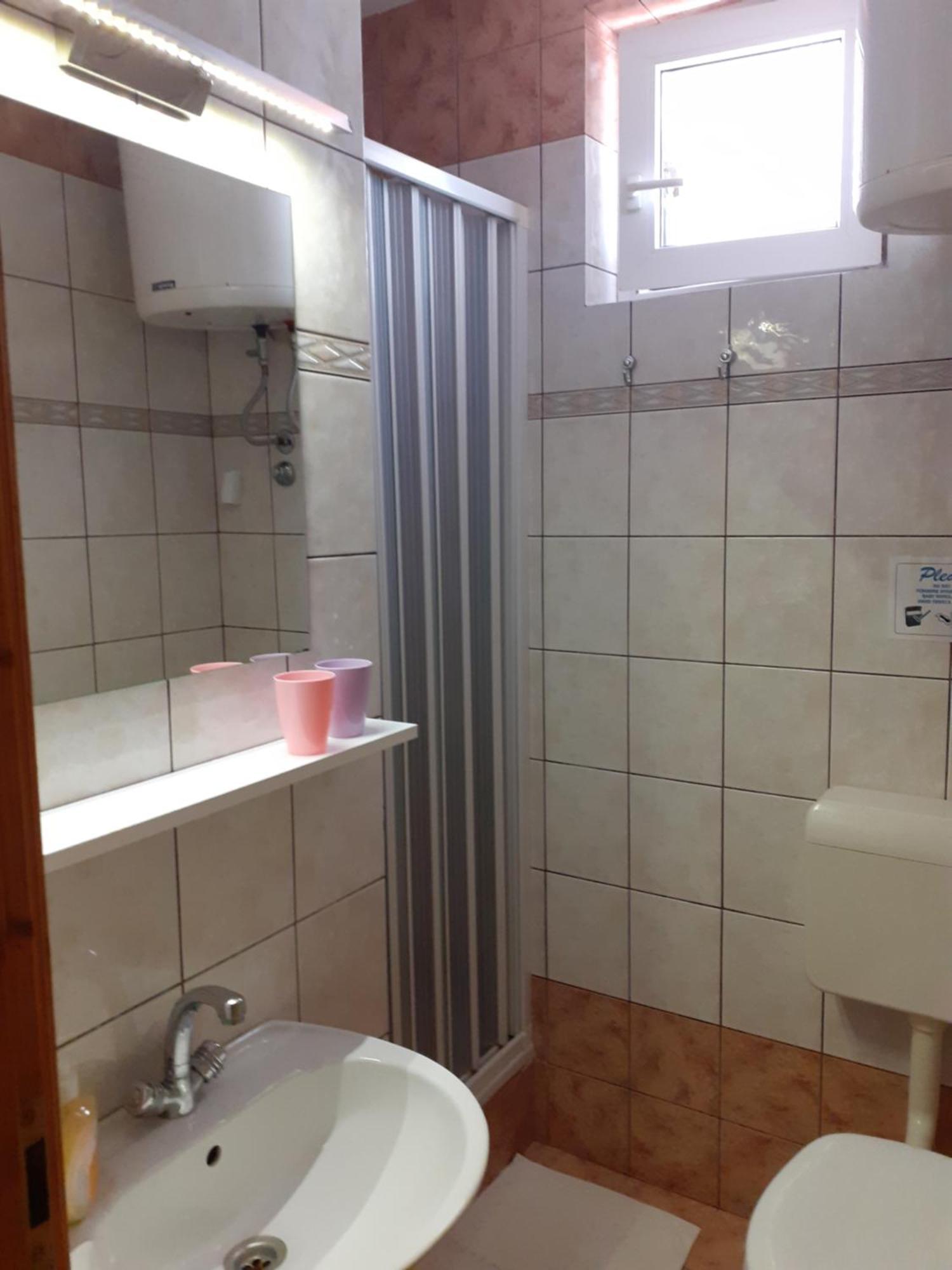 Apartments And Rooms Markovski Palit Habitación foto